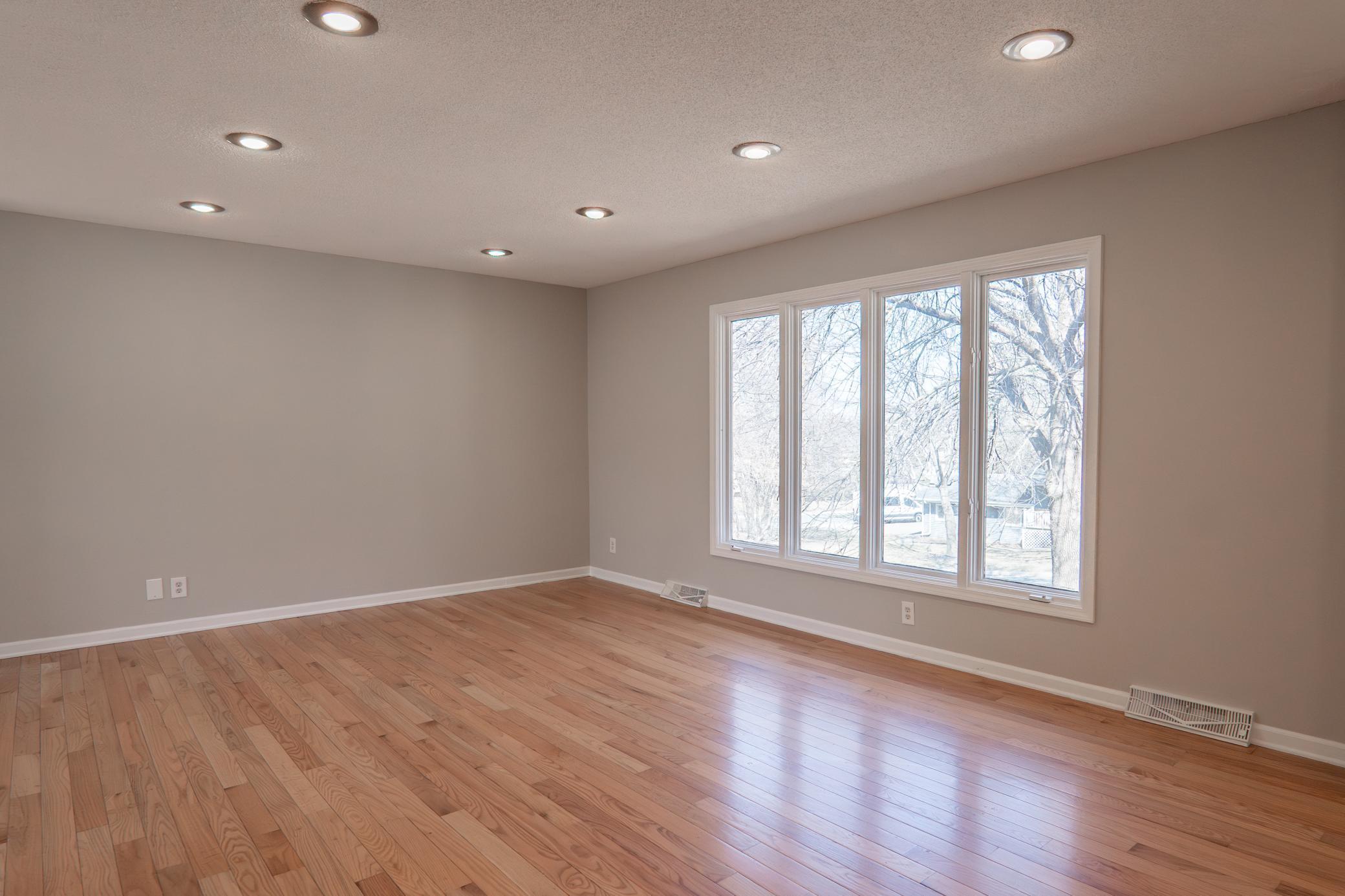 13100 Thomas Avenue S