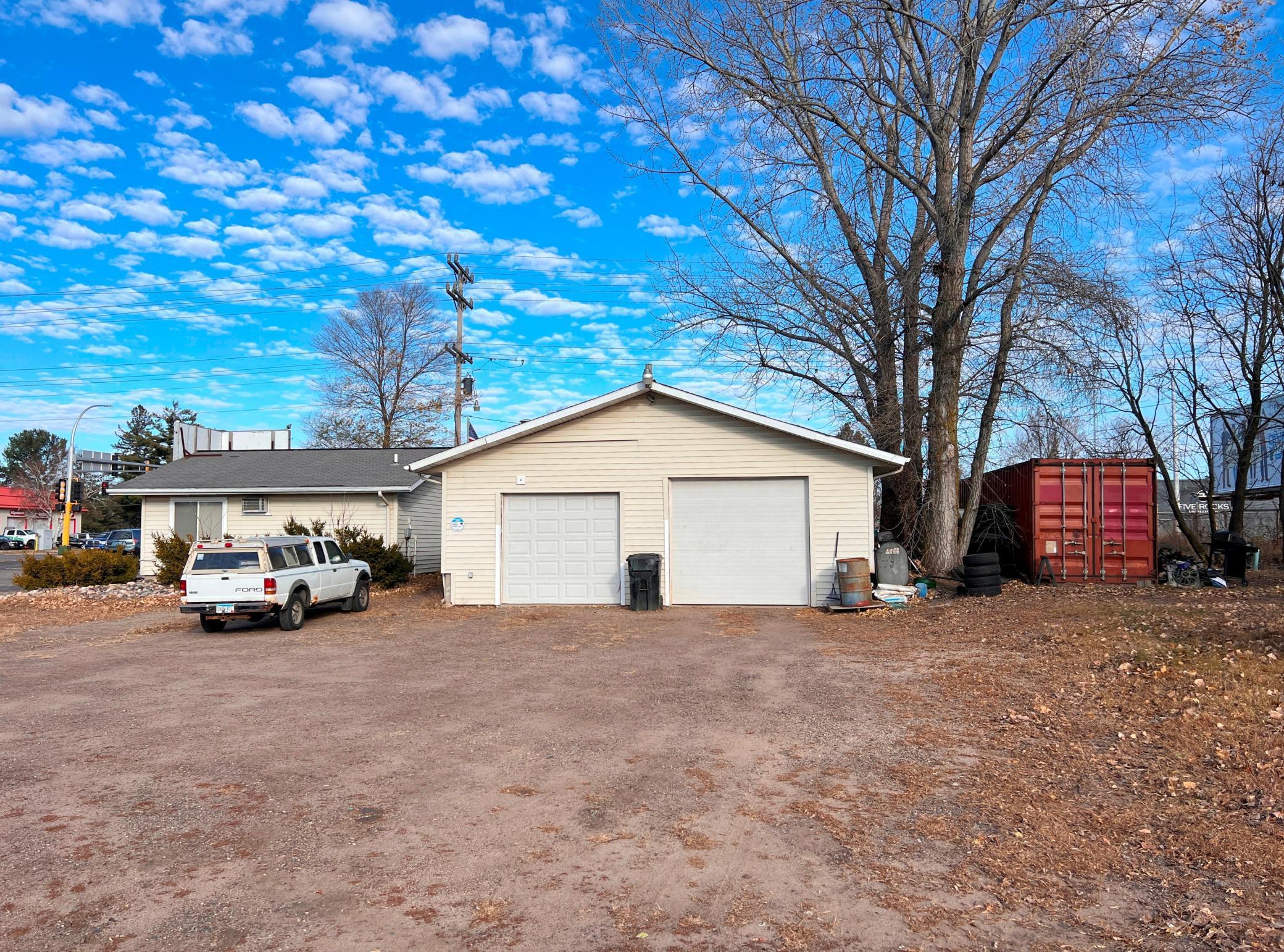 10 Washington Street NE