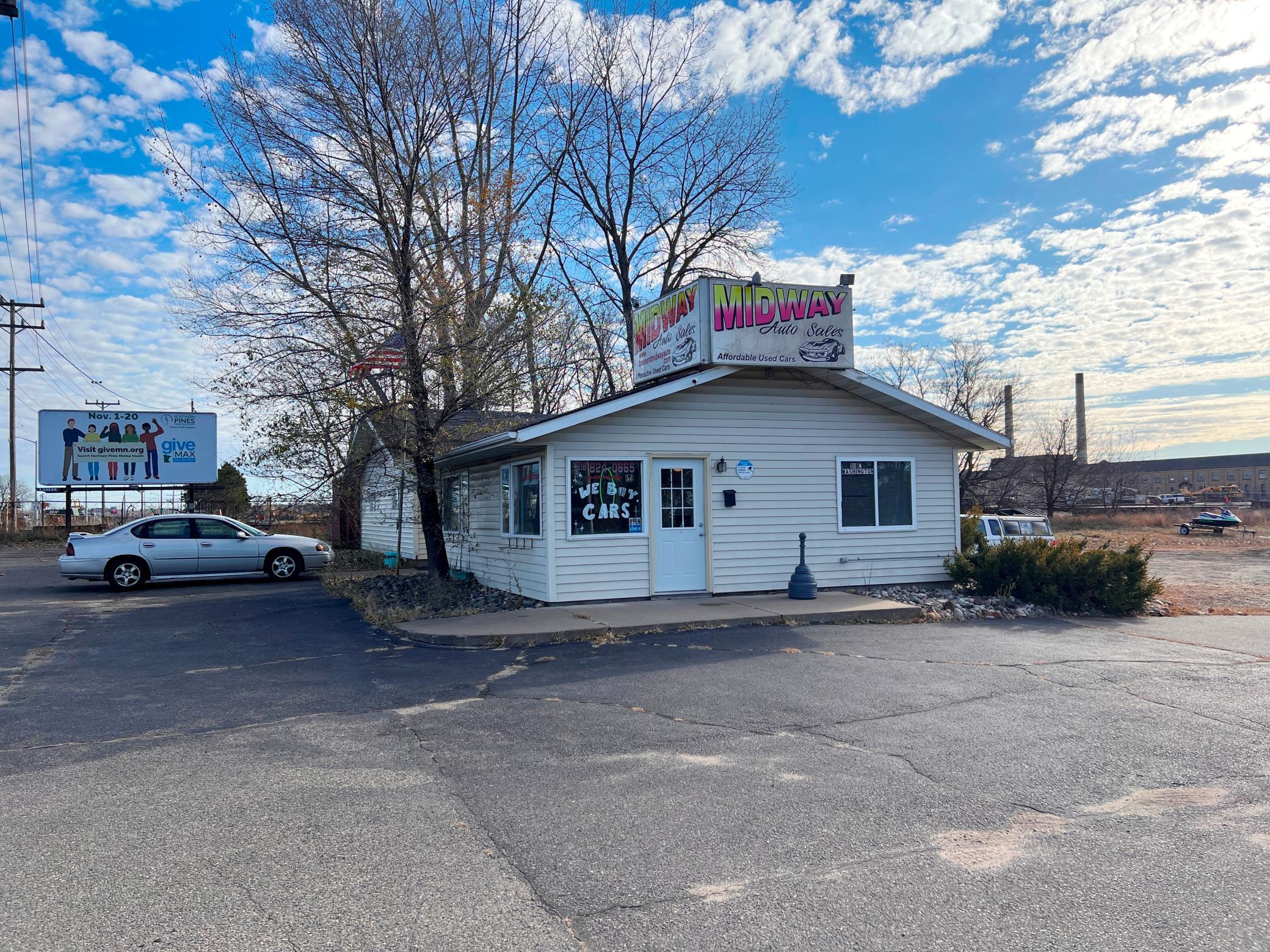 10 Washington Street NE