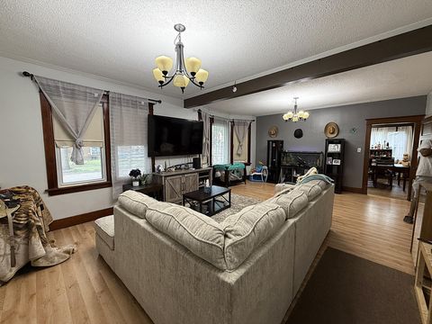 Photo of 202 S 6th Street, Montevideo, MN 56265 (MLS # 6792452)