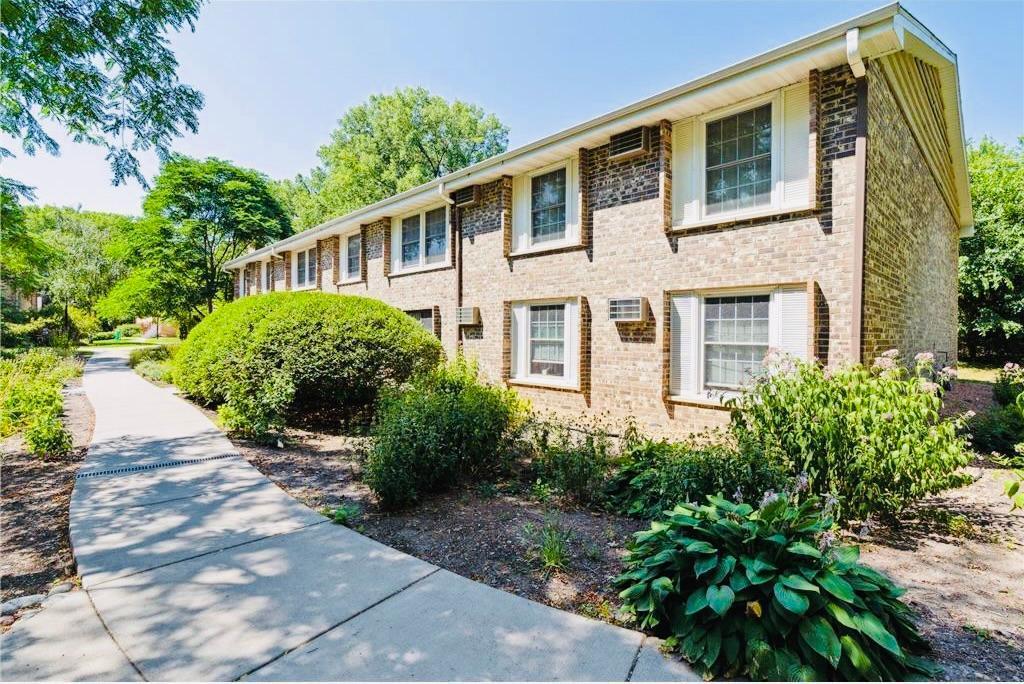 4536 Cedar Lake Road S 3