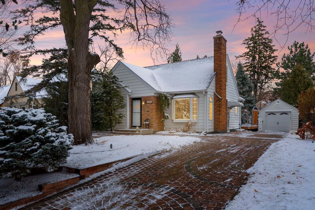 Photo of 3913 Monterey Avenue S, Saint Louis Park, MN 55416 (MLS # 6819423)