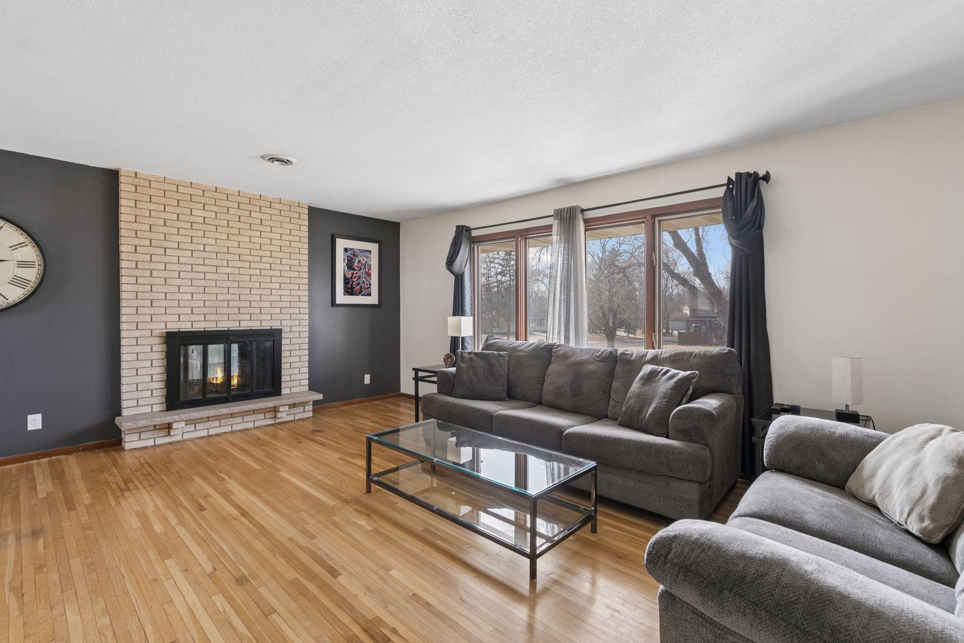 11205 River Hills Drive