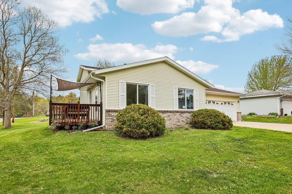 Photo of 931 Chestnut Street, Taylors Falls, MN 55084 (MLS # 7063542)