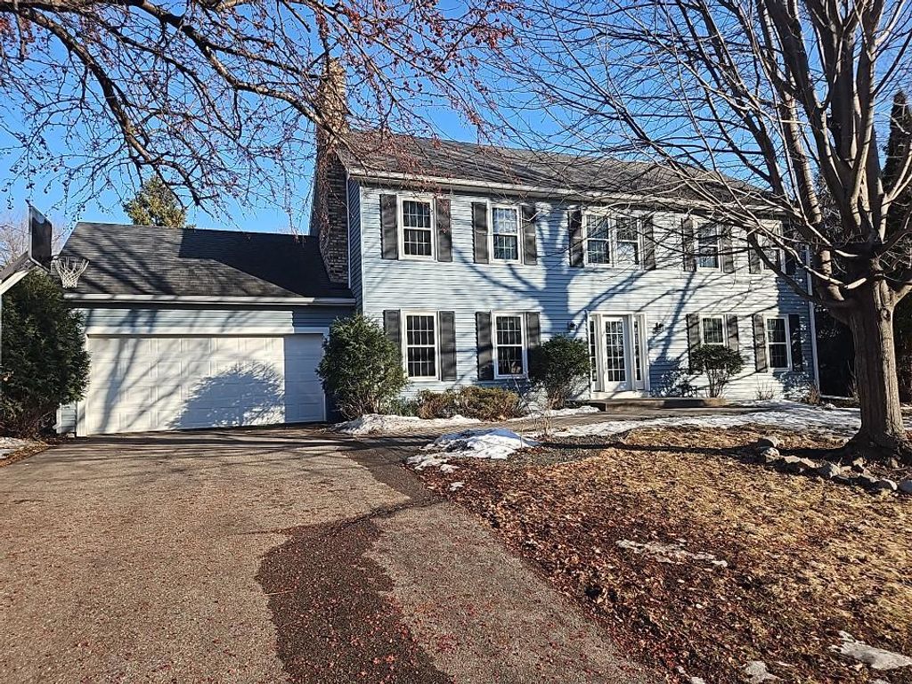 Photo of 4520 Juneau Lane N, Plymouth, MN 55446 (MLS # 7032496)