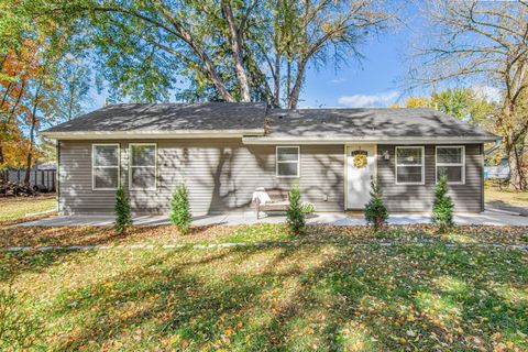 Photo of 681 Glencoe Street NE, Fridley, MN 55432 (MLS # 6807228) Photo of 681 Glencoe Street NE, Fridley, MN 55432 (MLS # 6807228)