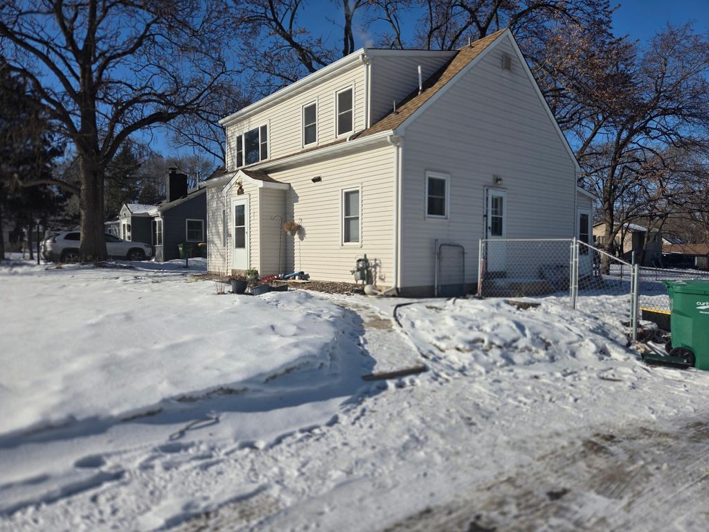 Photo of 6508 47th Avenue N, Crystal, MN 55428 (MLS # 7015100)