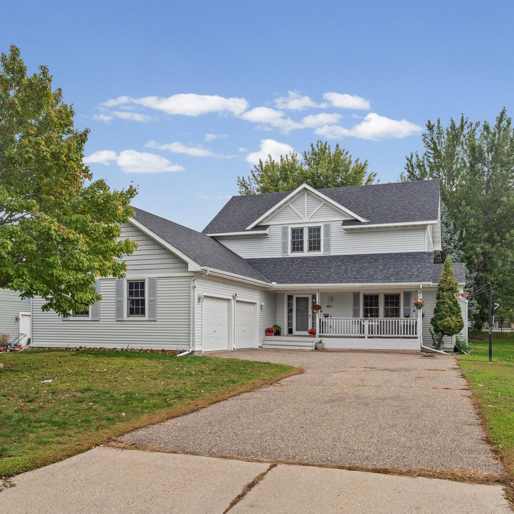 Photo of 611 Bellvue Lane, Brooklyn Center, MN 55430 (MLS # 7149289)