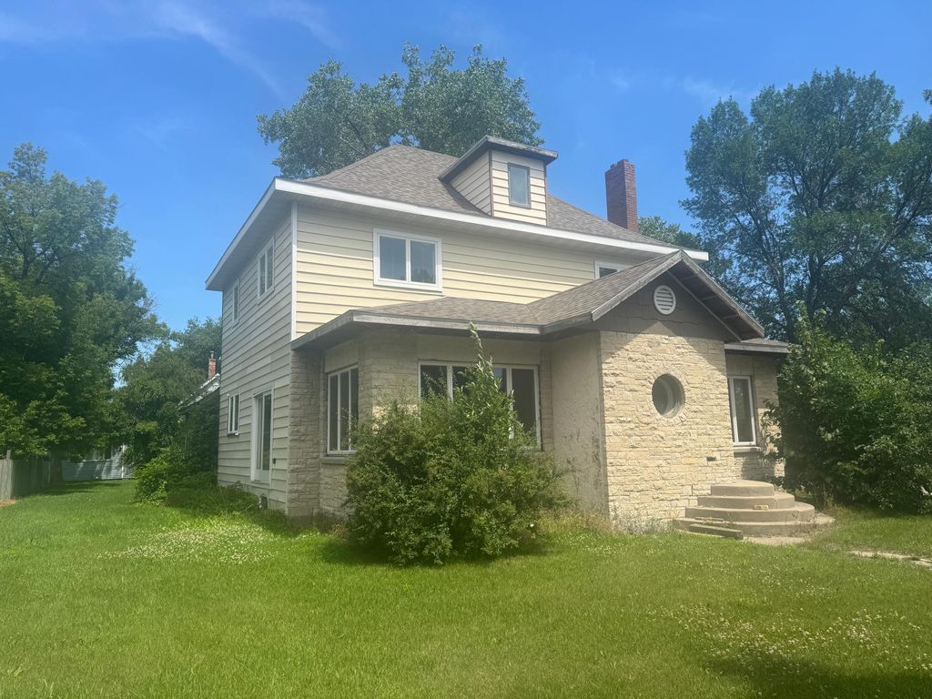Photo of 121 E 7th Street, Crookston, MN 56716 (MLS # 7055277)