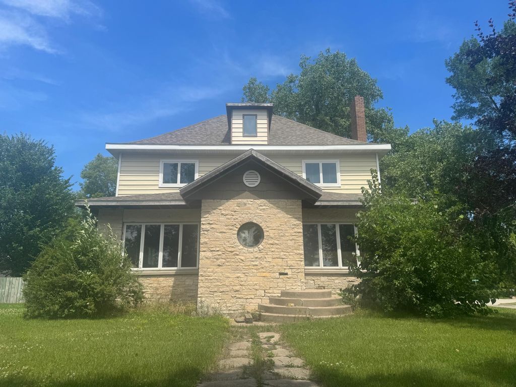 Photo of 121 E 7th Street, Crookston, MN 56716 (MLS # 7055277)