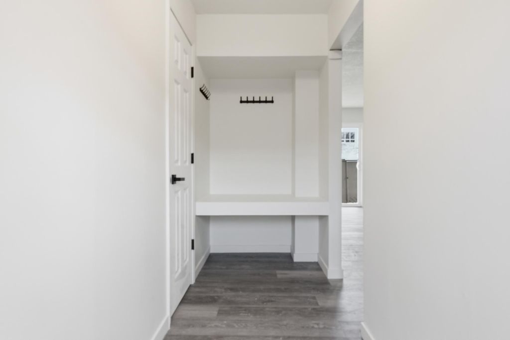 Photo of 323 E 43rd Street, Minneapolis, MN 55409 (MLS # 7045167)