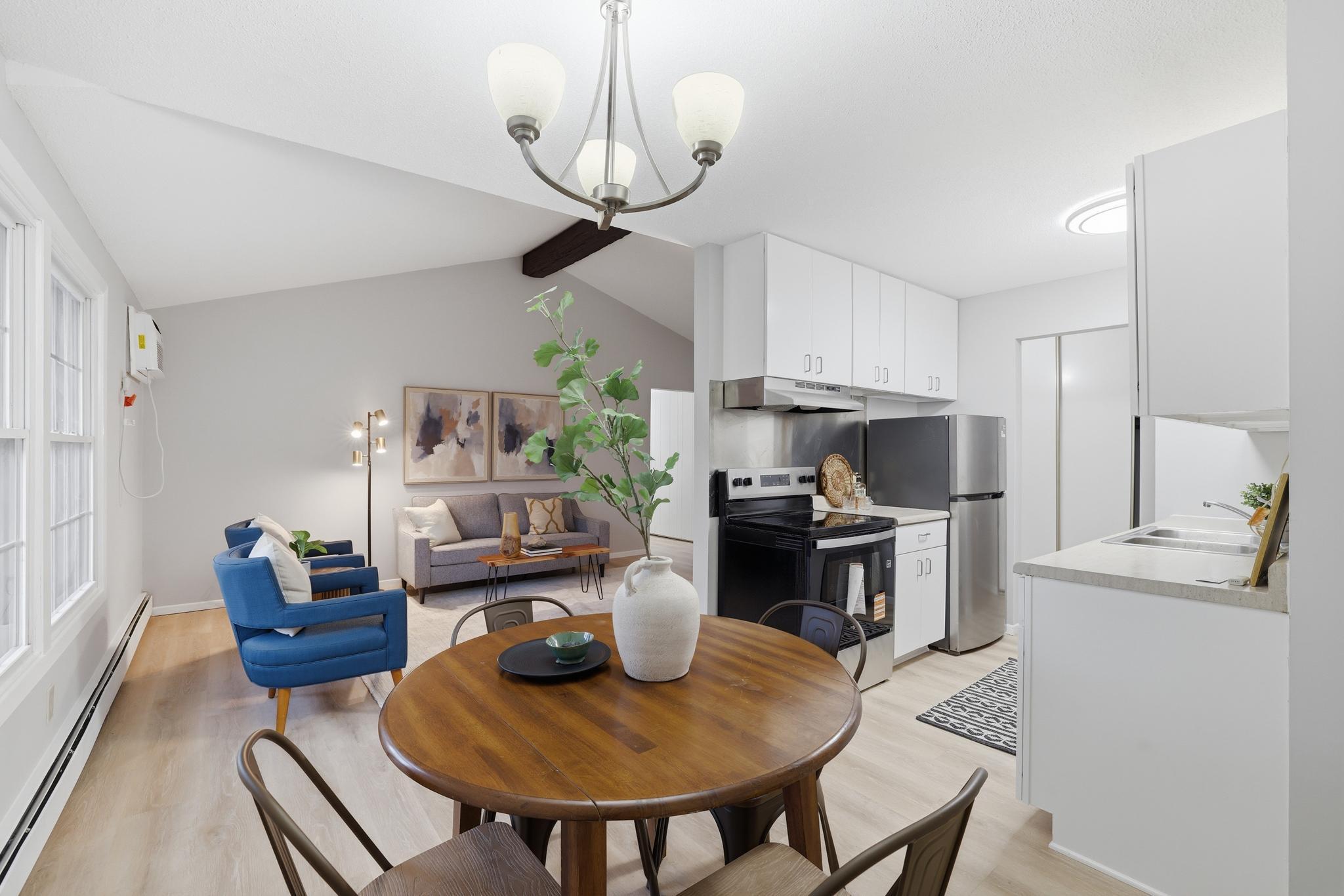 4584 Cedar Lake Road S 6