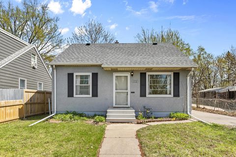 Photo of 1112 Breen Street, Saint Paul, MN 55106 (MLS # 7044844)