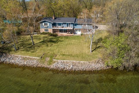 Photo of 2303 S Le Homme Dieu Drive NE, Alexandria, MN 56308 (MLS # 7014885)