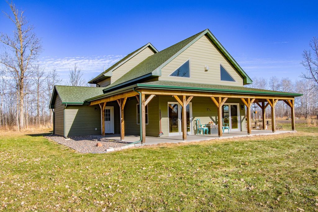 Photo of 6014 Brown Road, Kettle River, MN 55757 (MLS # 7030908)