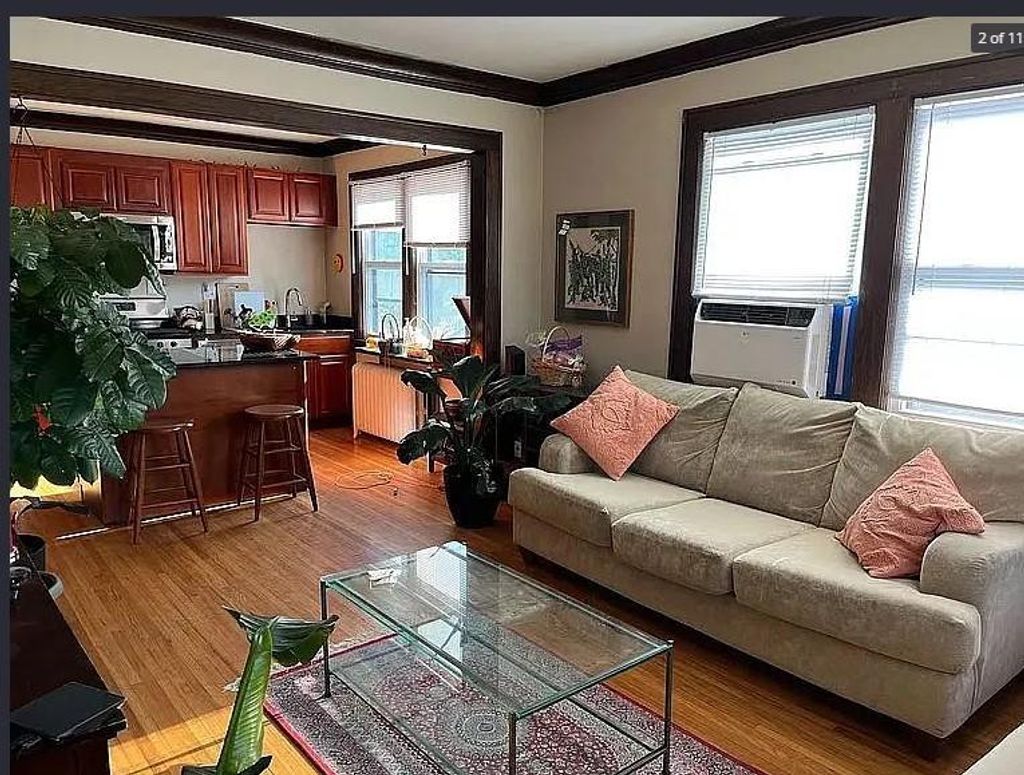 Photo of 2500 Como Avenue SE, Minneapolis, MN 55414 (MLS # 6826434)