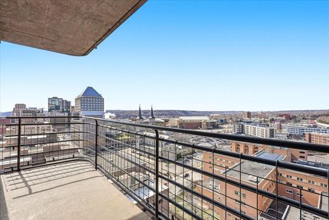 26 10th Street W 1809 Saint Paul MN 55102