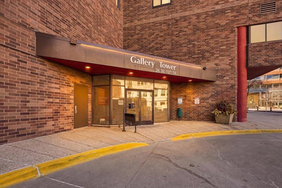 26 10th Street W 1809