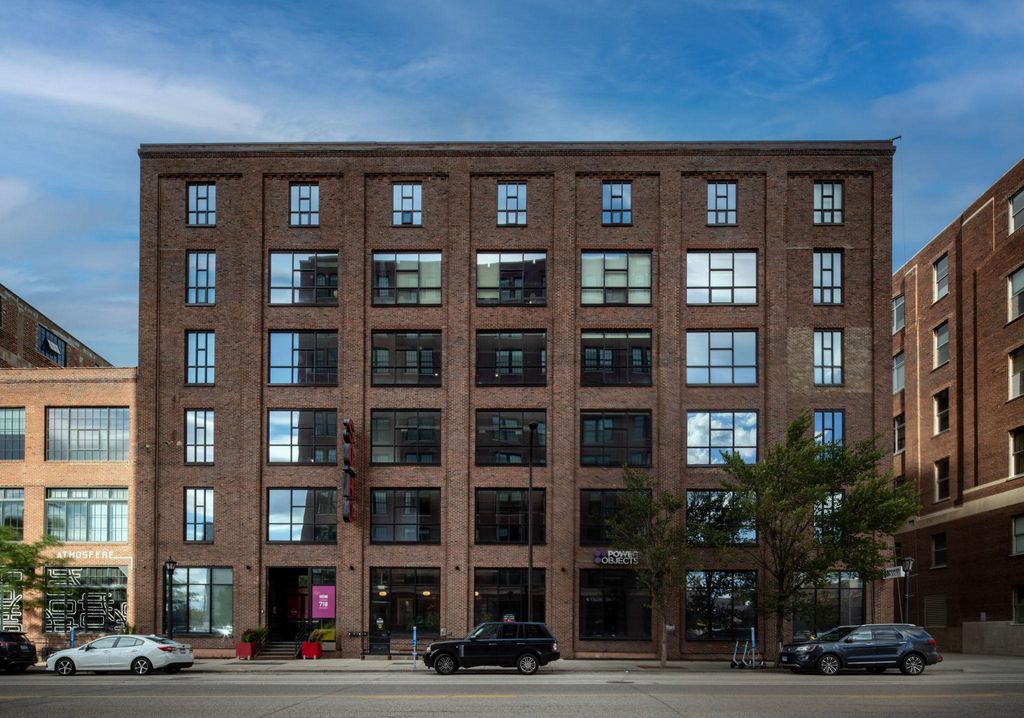 Photo of 718 Washington Ave Ave N #502, Minneapolis, MN 55401 (MLS # 7014126)