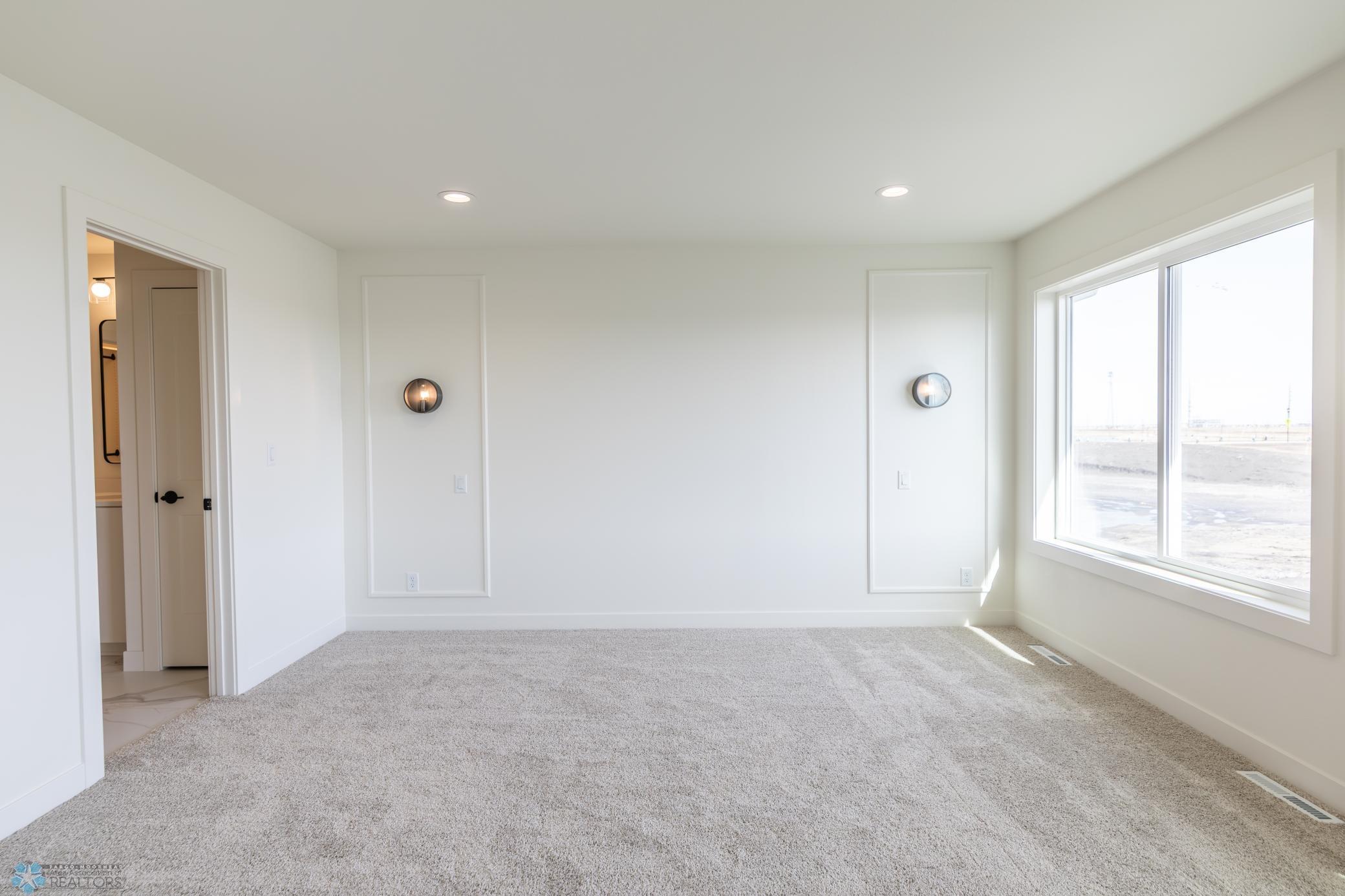 Horace, North Dakota 58047, United States, 5 Bedrooms Bedrooms, ,4 BathroomsBathrooms,Residential,Active,257181