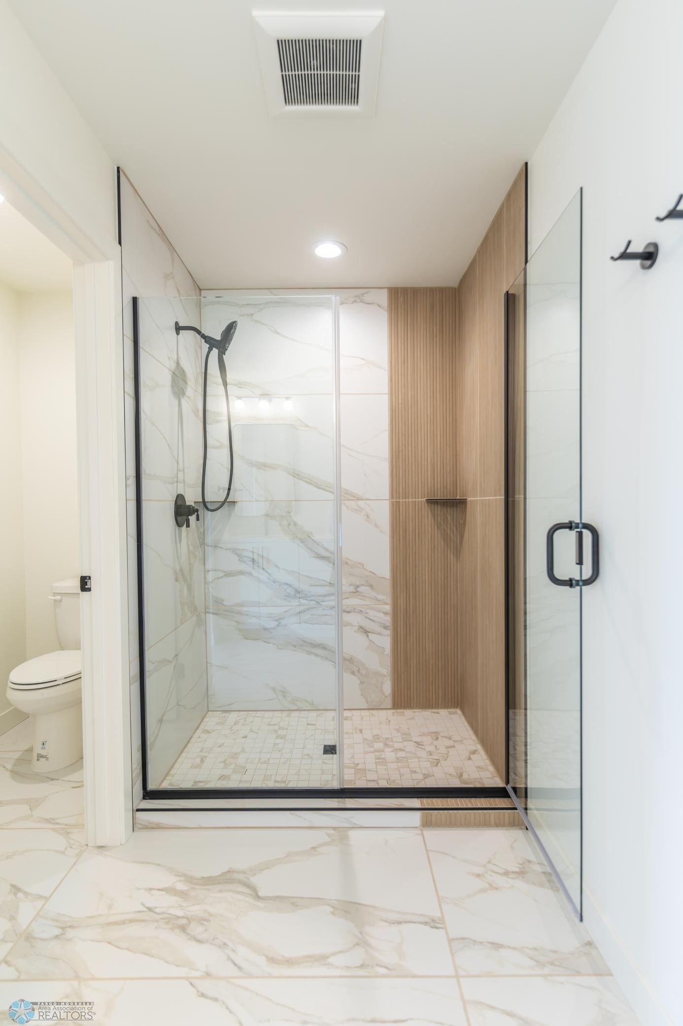 Horace, North Dakota 58047, United States, 5 Bedrooms Bedrooms, ,4 BathroomsBathrooms,Residential,Active,257181