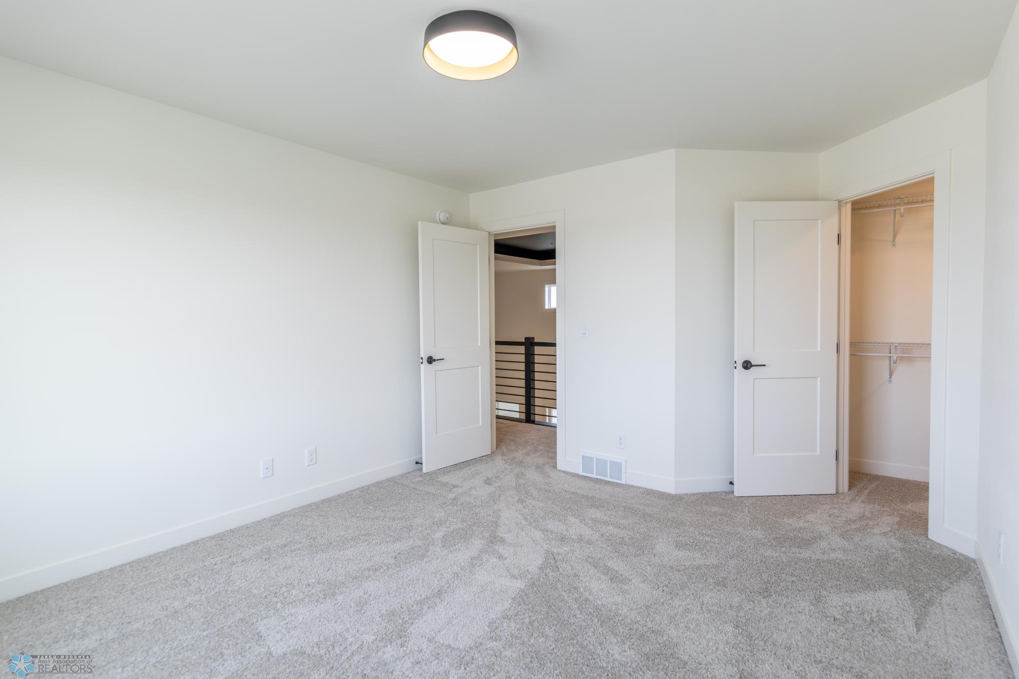 Horace, North Dakota 58047, United States, 5 Bedrooms Bedrooms, ,4 BathroomsBathrooms,Residential,Active,257181