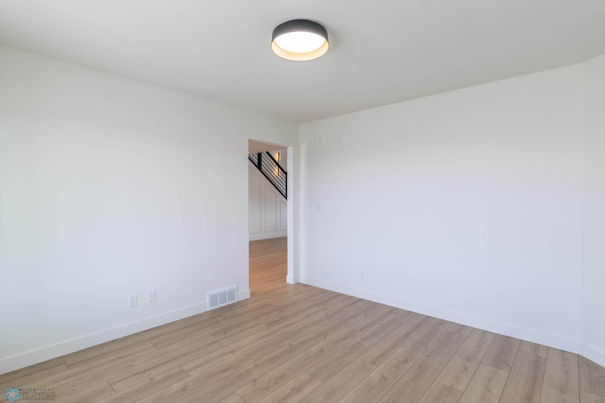 Horace, North Dakota 58047, United States, 5 Bedrooms Bedrooms, ,4 BathroomsBathrooms,Residential,Active,257181