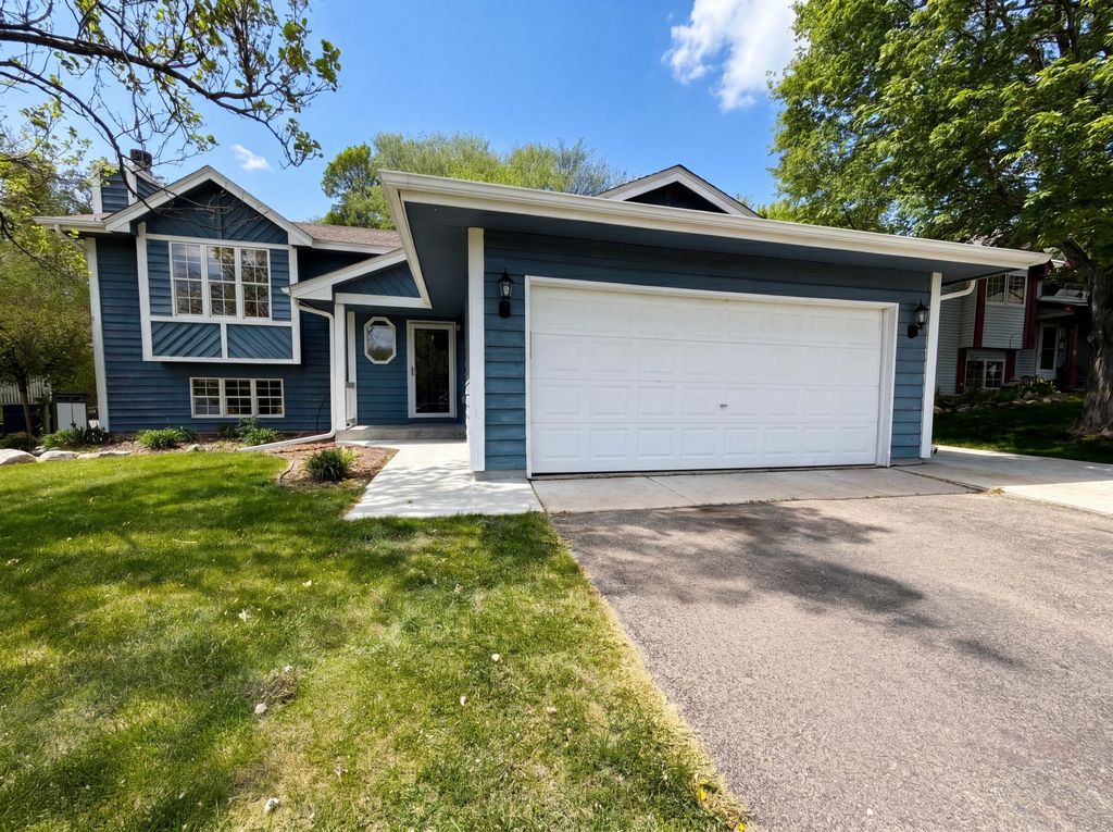 Photo of 14734 Yosemite Avenue S, Savage, MN 55378 (MLS # 7074425)