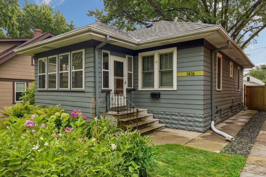 Photo of 1416 Saint Clair Avenue, Saint Paul, MN 55105 (MLS # 7117840)