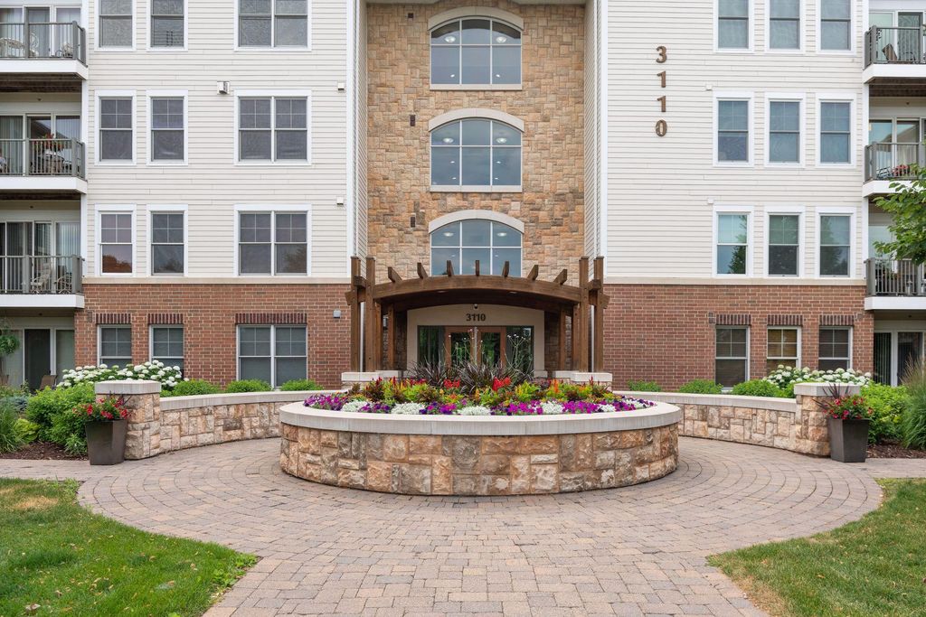 Photo of 3110 N Chestnut Street #211, Chaska, MN 55318 (MLS # 7081370)