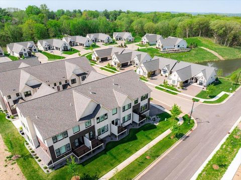 2313 Simply Living Lane B Hudson WI 54016