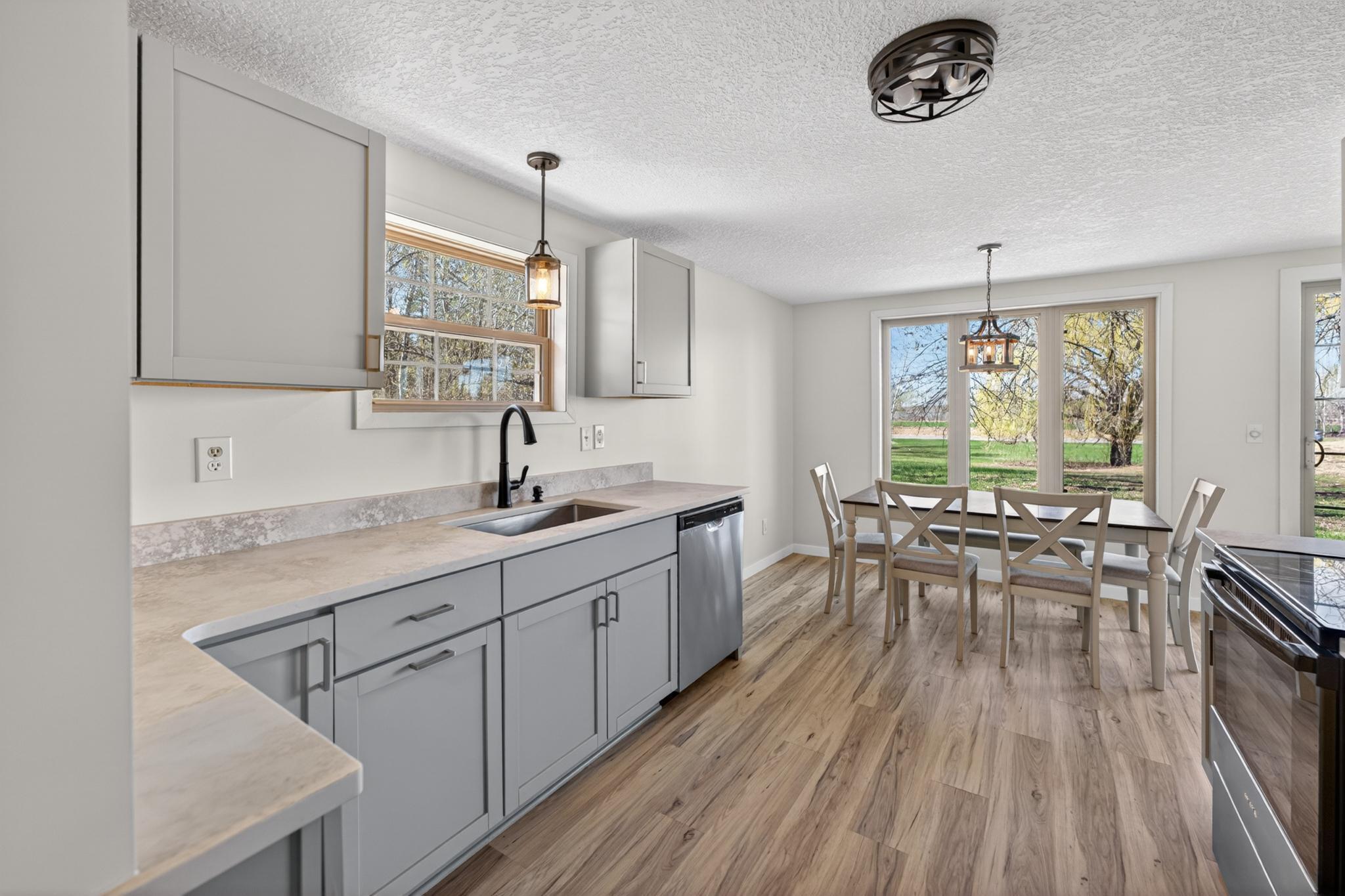 19618 Wild Rose Drive NE