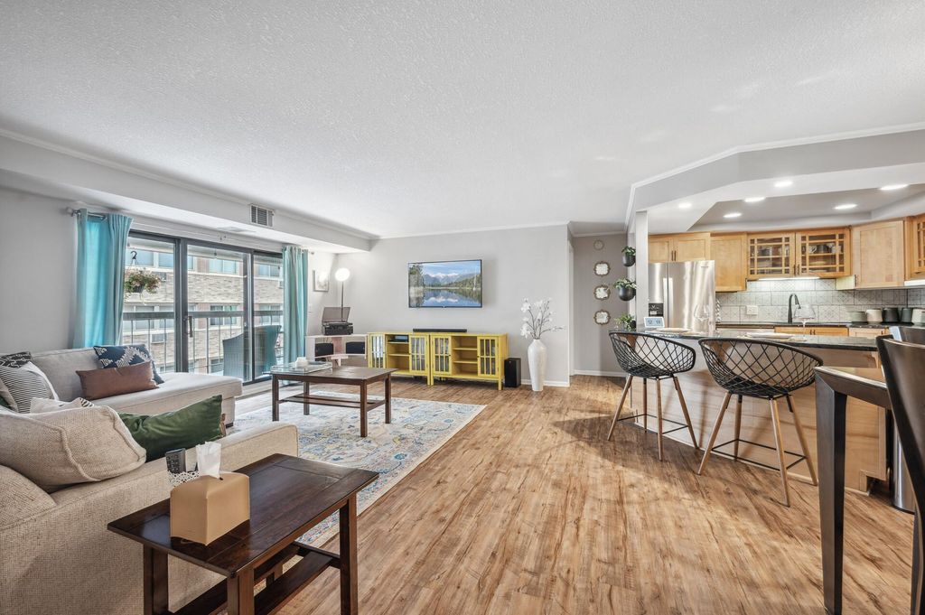 Photo of 2885 Knox Ave Ave S #405, Minneapolis, MN 55408 (MLS # 7071594)