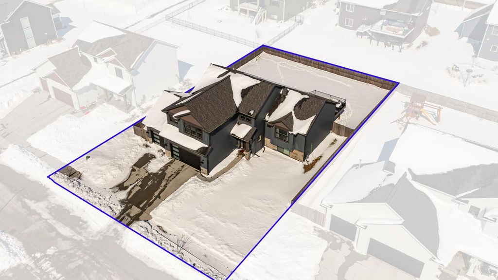 Photo of 6265 Summit Pine Road NW, Rochester, MN 55901 (MLS # 7033867)