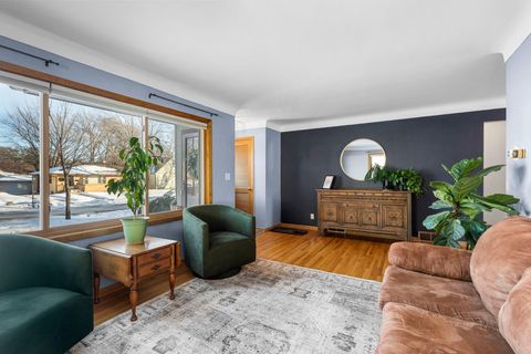 1521 Atlantic Street Saint Paul MN 55106