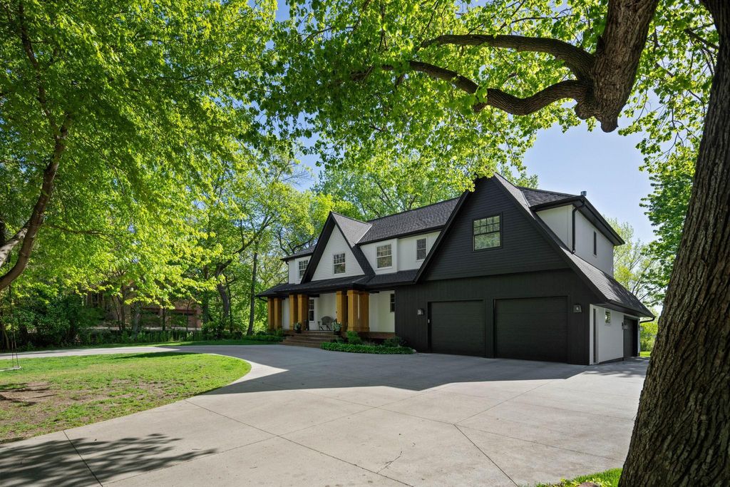 Photo of 3141 Fairchild Avenue, Minnetonka, MN 55391 (MLS # 7076089)
