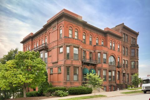 162 College Avenue W 3 Saint Paul MN 55102