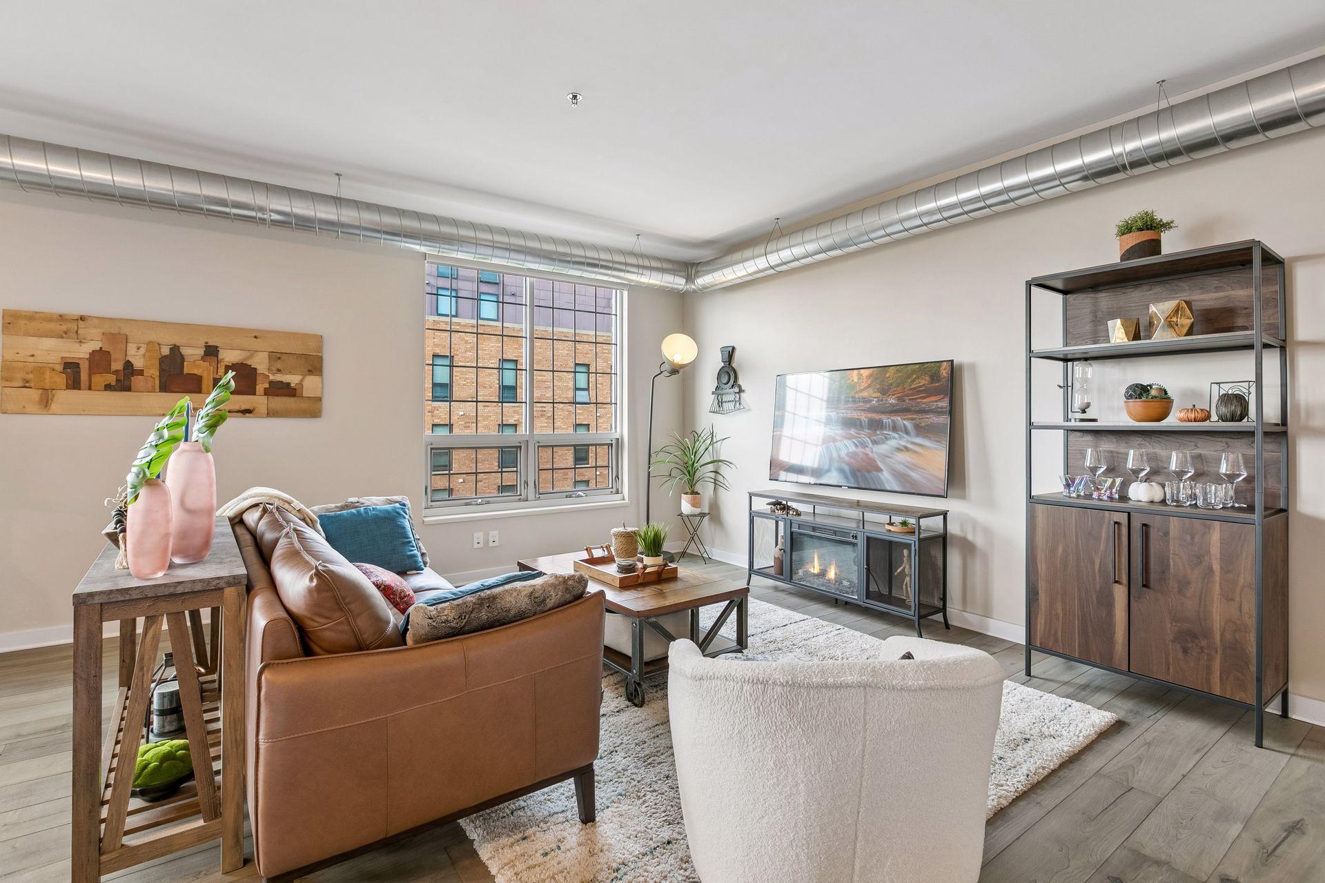 521 2nd Street SE 404