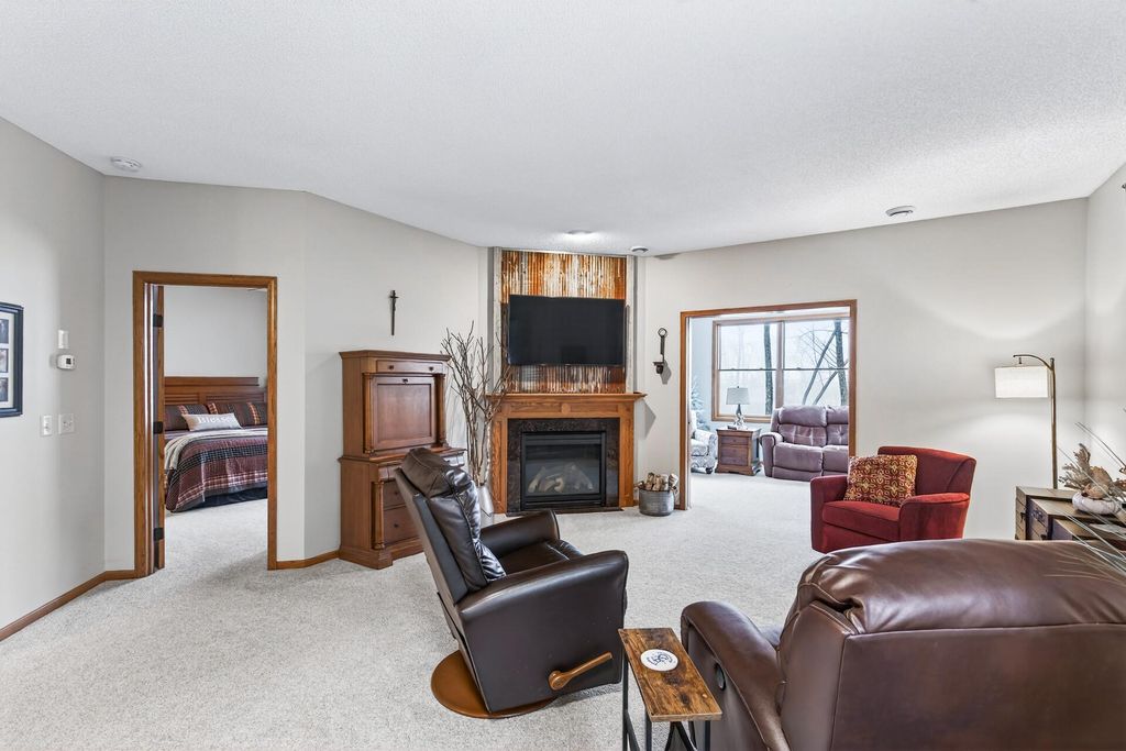 Photo of 343 Sophia Avenue E, Maplewood, MN 55117 (MLS # 7030819)