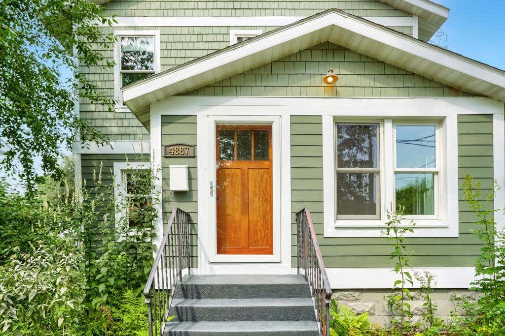 Photo of 4887 Stewart Avenue, White Bear Lake, MN 55110 (MLS # 7122362)