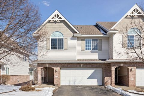 621 Crane Creek Lane Eagan MN 55121