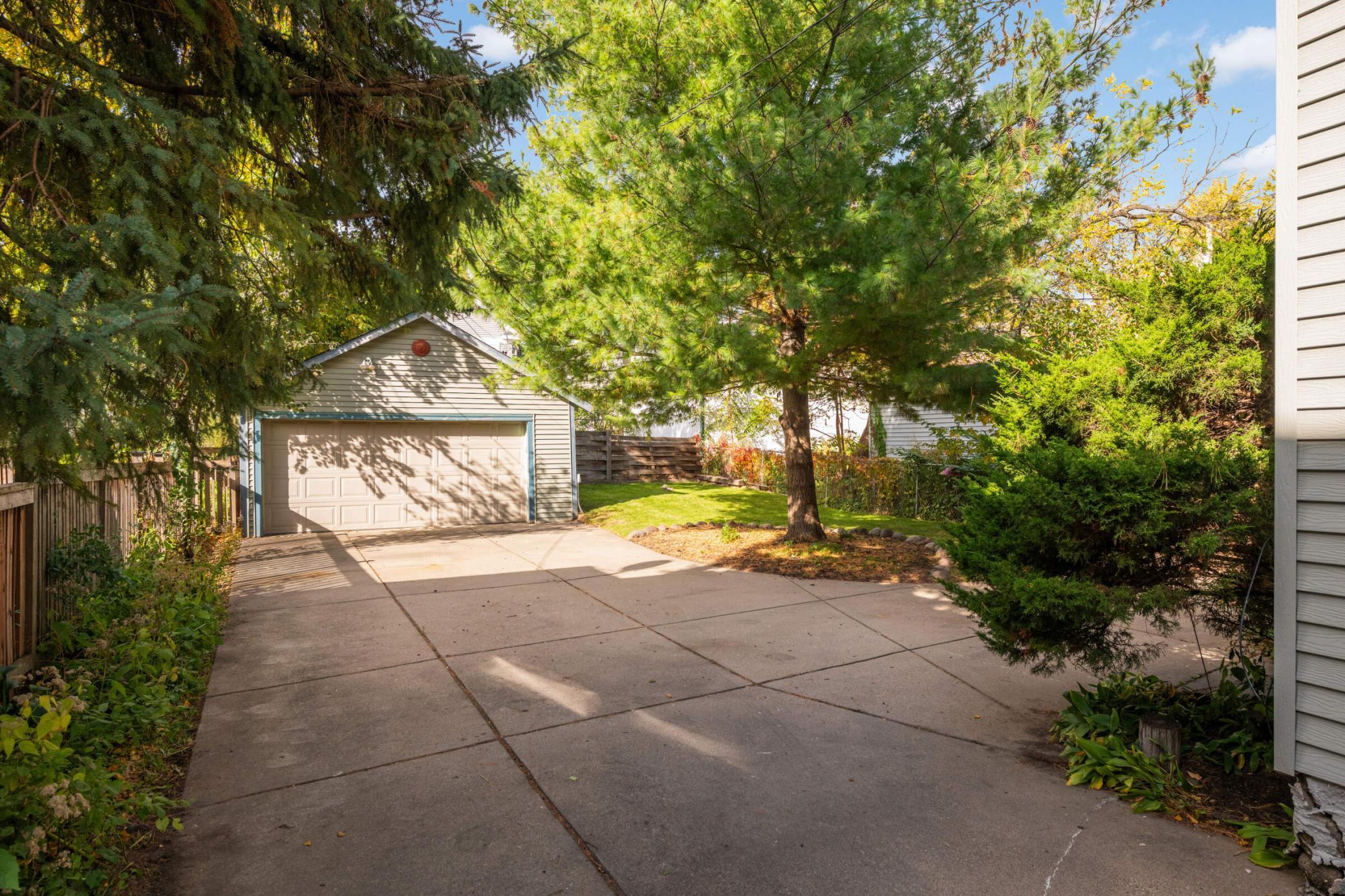 4032 Lyndale Avenue S