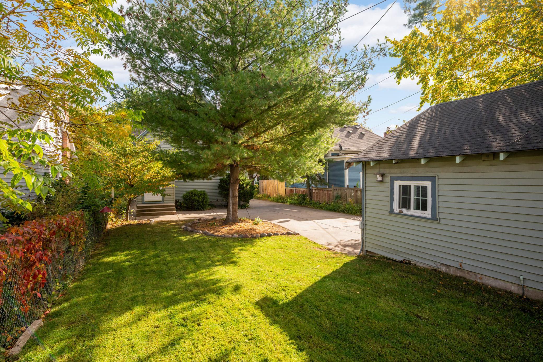 4032 Lyndale Avenue S