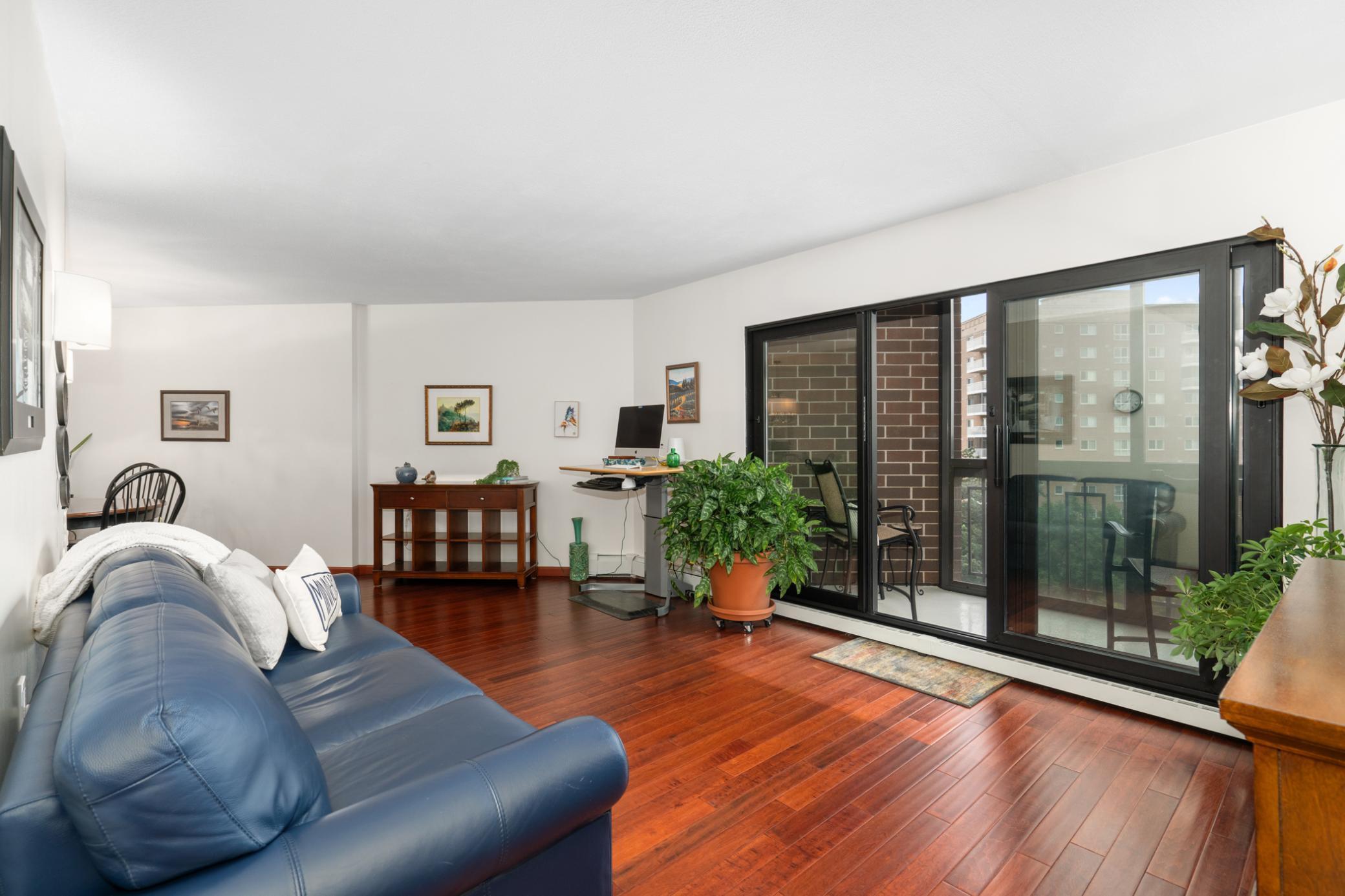 6615 Lake Shore Drive S 803