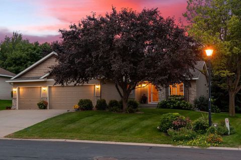 1124 Pond Curve Waconia MN 55387