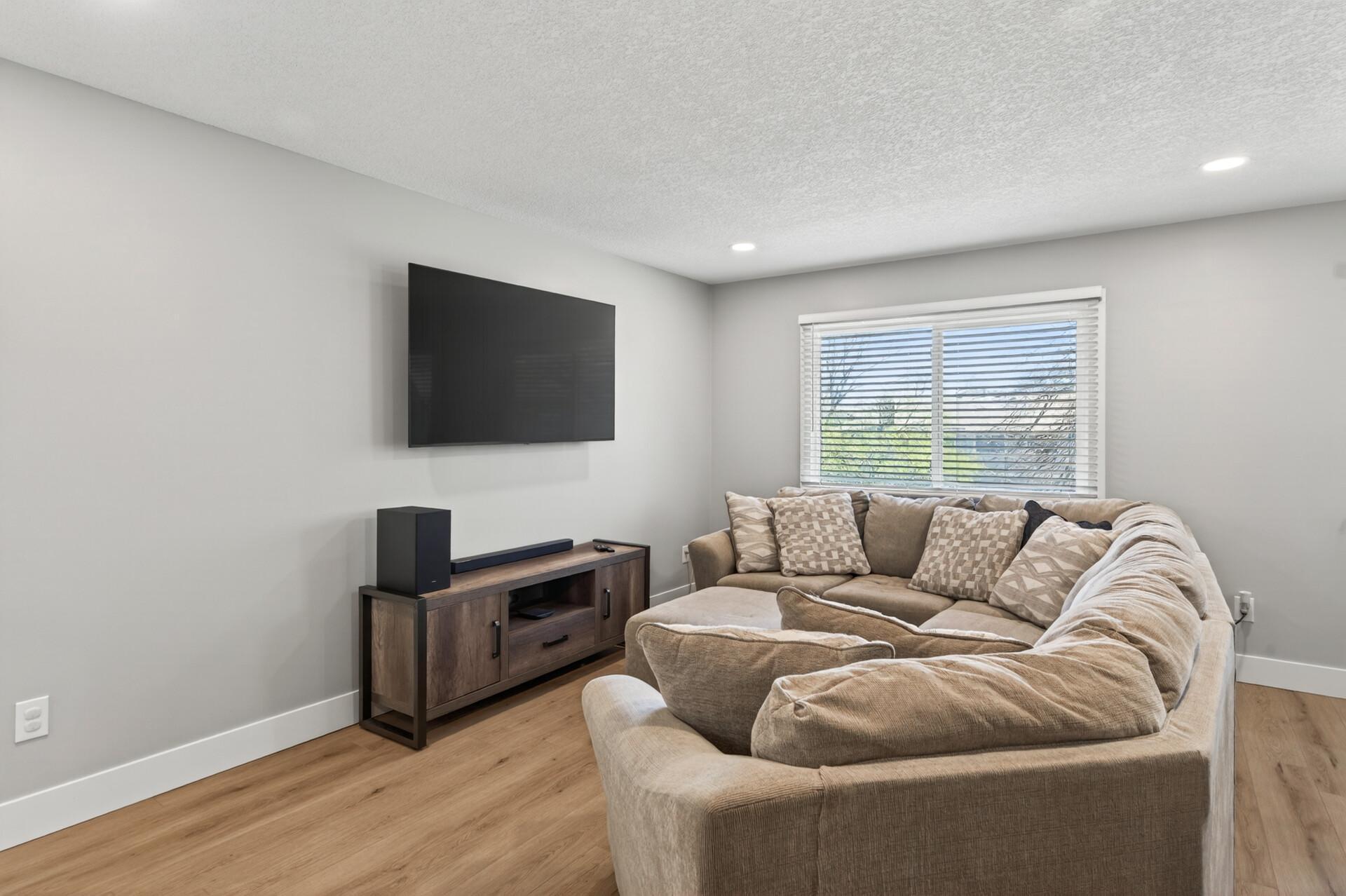 7553 Zinnia Way