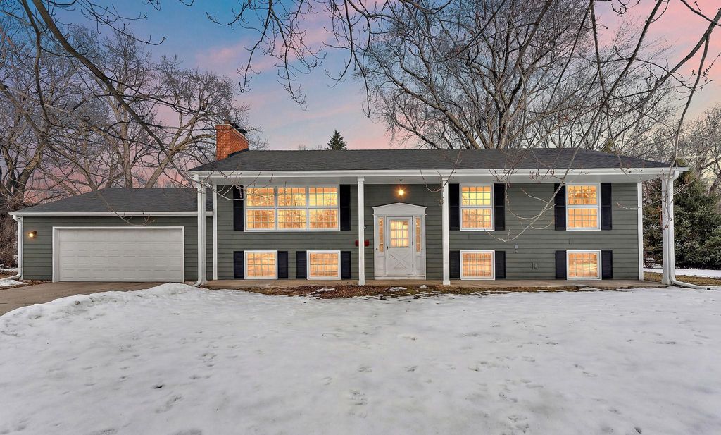 Photo of 3511 Maplewood Drive, Saint Anthony, MN 55418 (MLS # 7022957)
