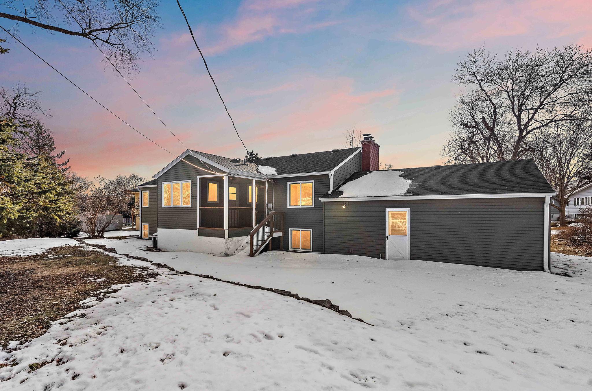 3511 Maplewood Drive