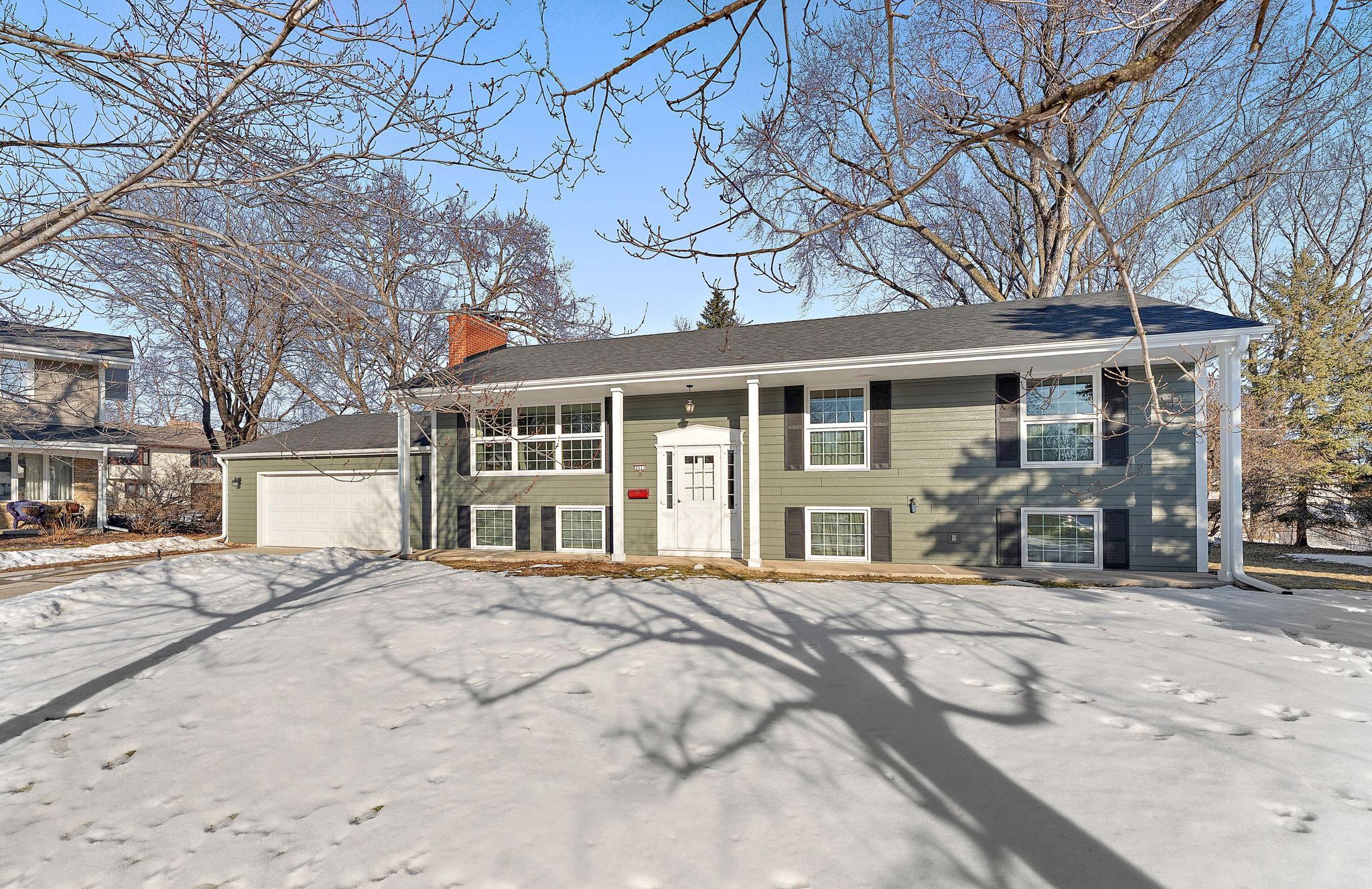 3511 Maplewood Drive