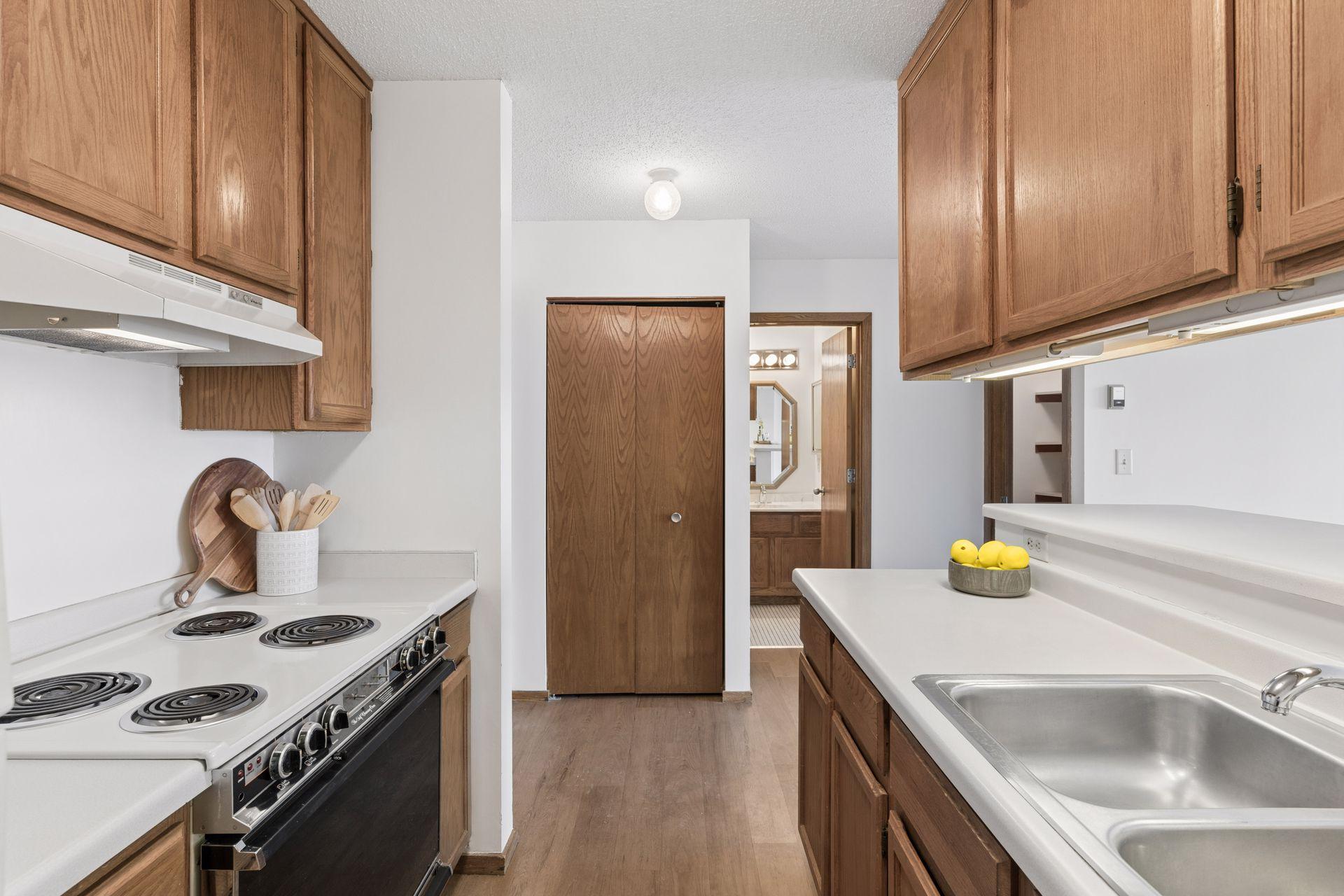 433 S 7th Street 2212